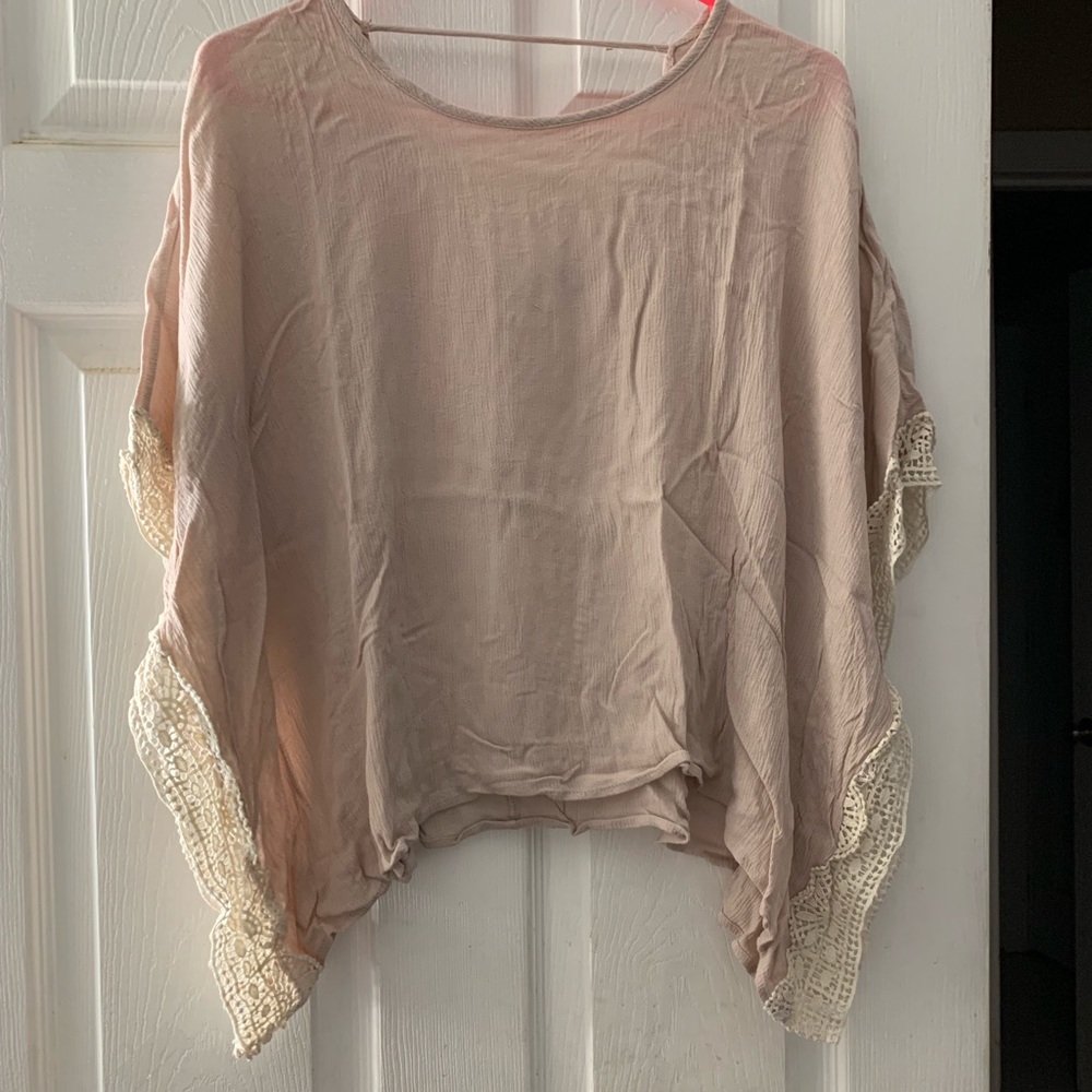 Butterfly lace open back shirt